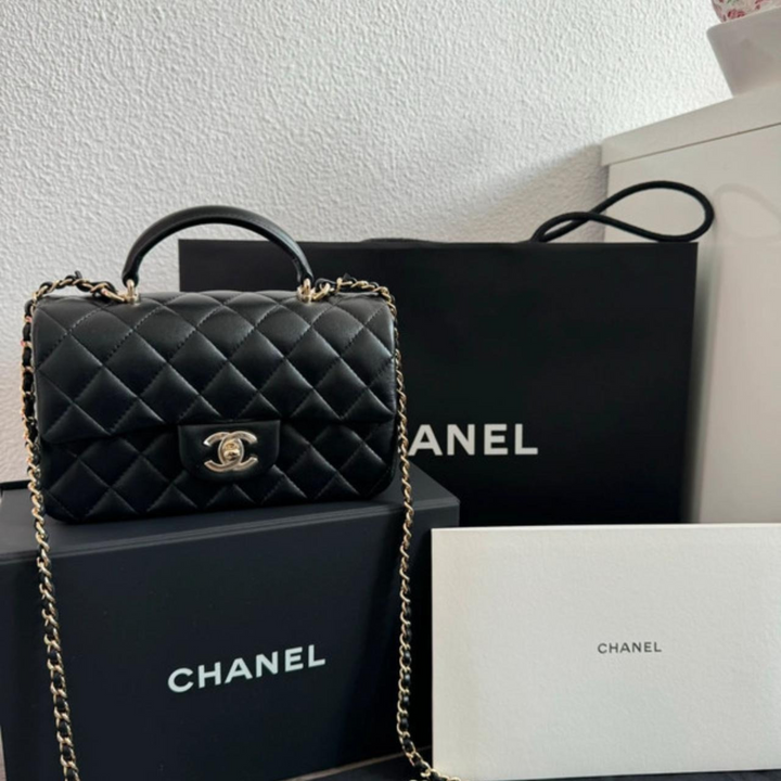 CHANEL MINI FLAP BAG – BLACK