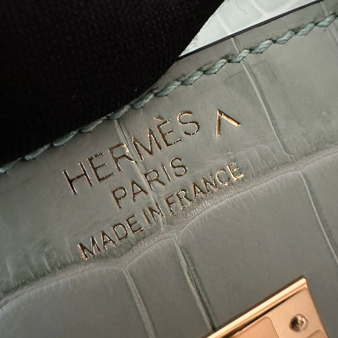 HERMÈS KELLY 28 VERT D’EAU ALLIGATOR – LIMITED EDITION