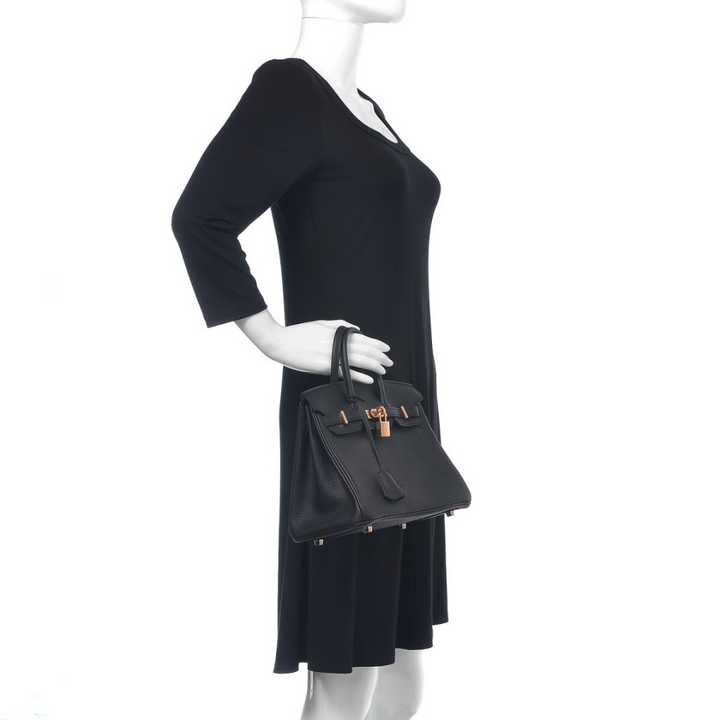 HERMÈS BIRKIN 25 BAG WITH GOLD HARDWARE IN BLACK