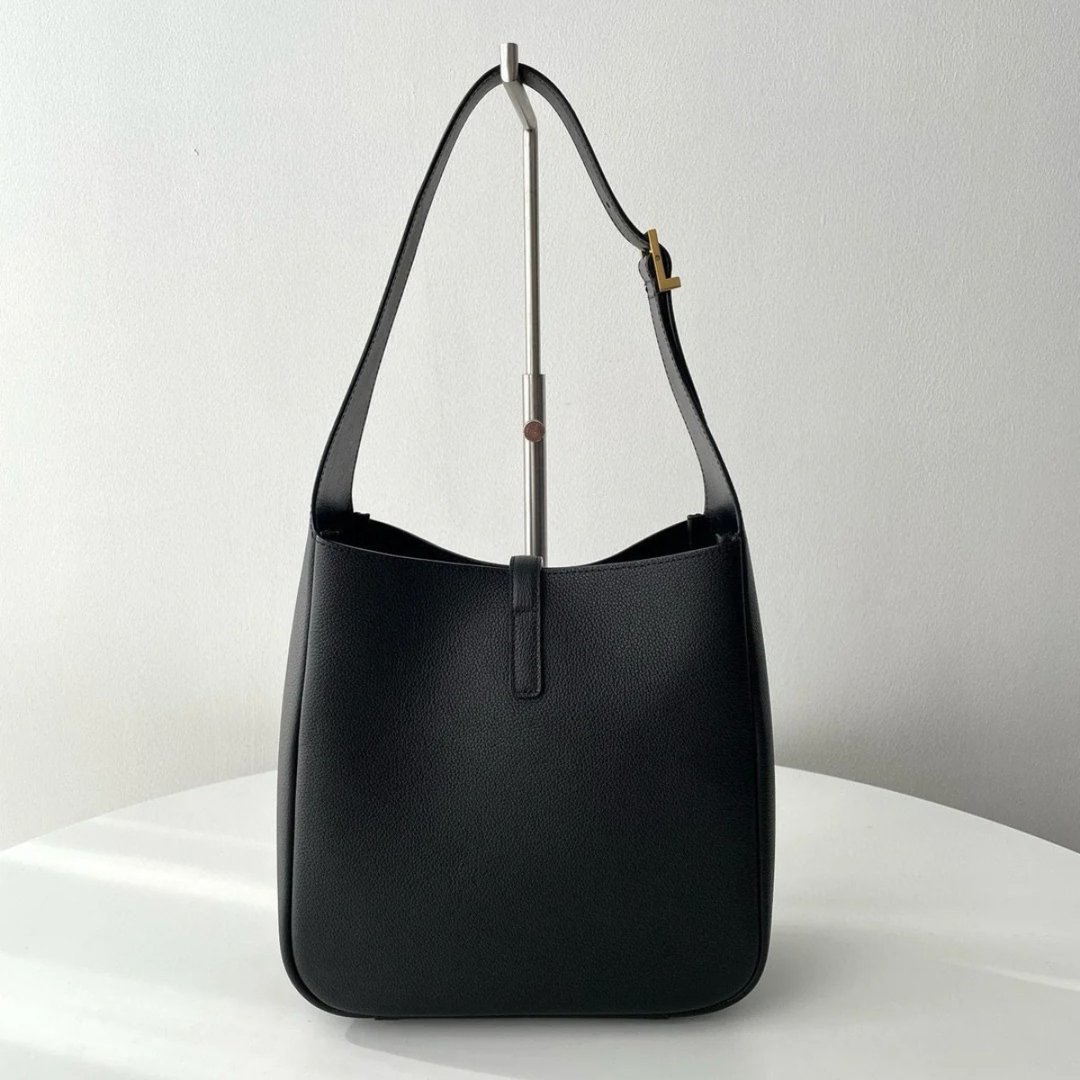 YVES SAINT LAURENT LE 5 À 7 BEA – BAG IN FINEST GRAINED LEATHER