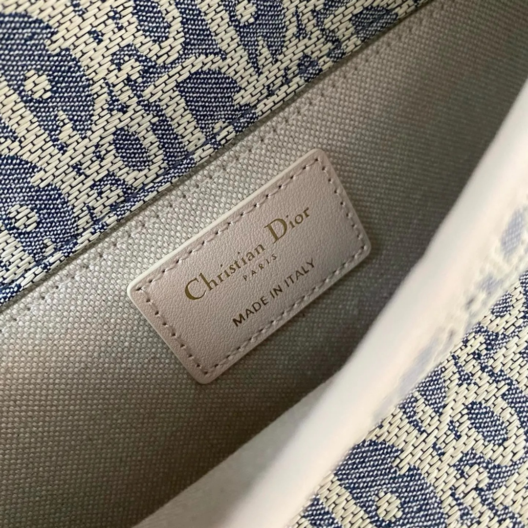 DIOR 30 MONTAIGNE MEDIUM SATCHEL BAG